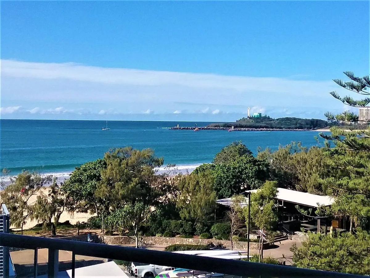 Mooloolaba Beachfront Apartment In Sandcastles